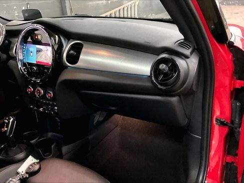 Used 2024 MINI Cooper S image 19