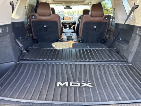 Used 2023 Acura MDX SH-AWD w/ Advance Package image 37