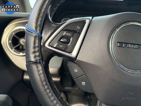 Used 2018 Chevrolet Camaro LT w/ Technology Package image 25