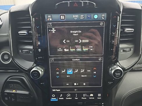 Used 2022 RAM 2500 Limited w/ Night Edition image 25