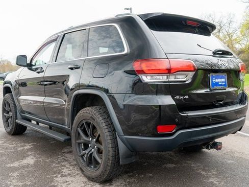 Used 2020 Jeep Grand Cherokee Laredo w/ 18" Wheel & 8.4" Radio Group AWD/4WD image 8
