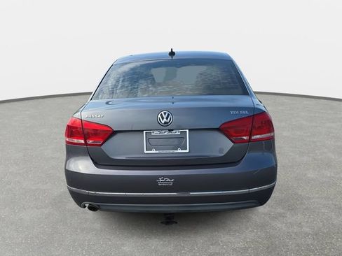 Used 2014 Volkswagen Passat TDI SEL Premium FWD image 6