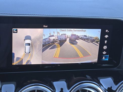 Used 2023 Mercedes-Benz GLA 35 AMG 4MATIC image 19