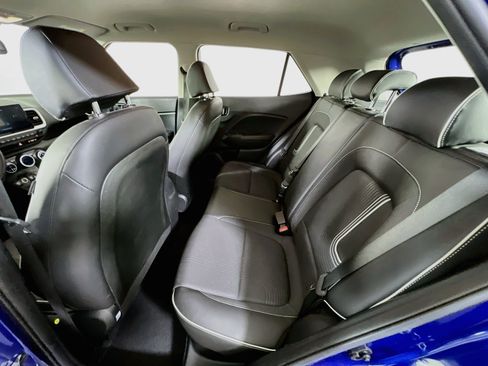 Used 2023 Hyundai Venue Limited w/ Cargo Package FWD image 23