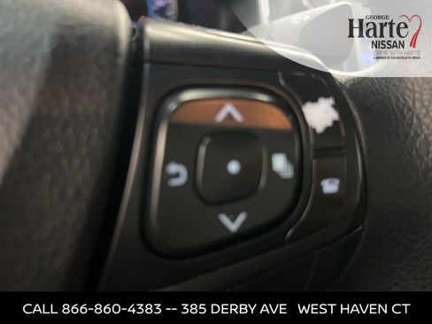 Used 2017 Toyota Camry LE image 51