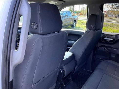 Used 2021 Chevrolet Silverado 1500 LT w/ Fleet Comfort Package image 12