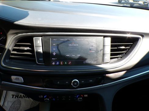 Used 2020 Buick Enclave Premium w/ Sun and Sites Package AWD/4WD image 28