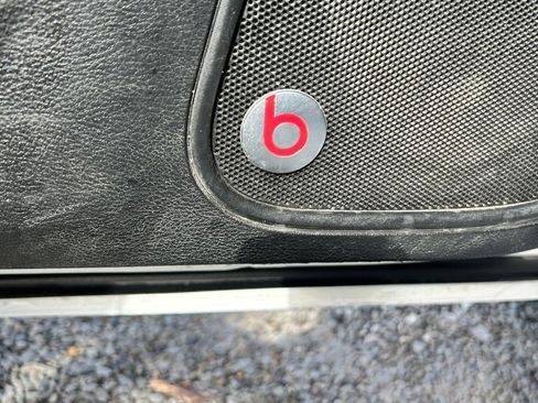 Used 2018 Dodge Charger SXT Plus w/ Beats Audio Group image 7