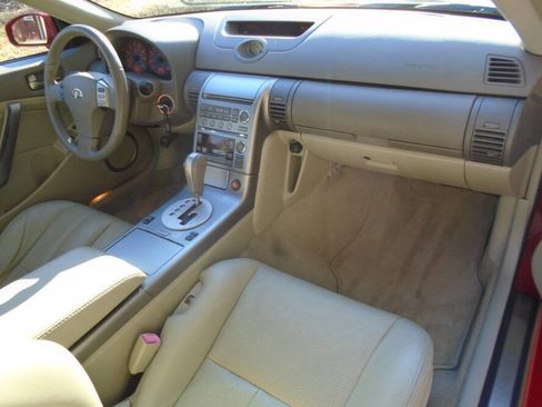 Used 2004 INFINITI G35 Coupe w/ Premium Pkg image 21