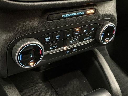 Used 2024 Ford Escape Active image 21