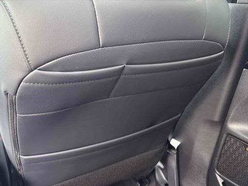 New 2026 Mitsubishi Outlander SE image 36