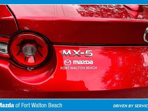Used 2025 MAZDA MX-5 Miata Grand Touring RWD image 24