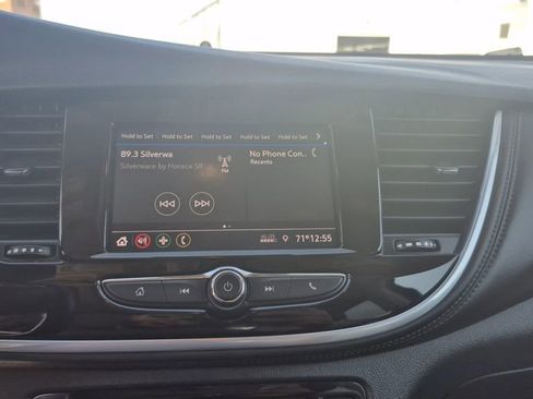 Used 2022 Buick Encore Preferred w/ Safety Package II image 9