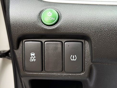Used 2015 Honda CR-V LX image 19