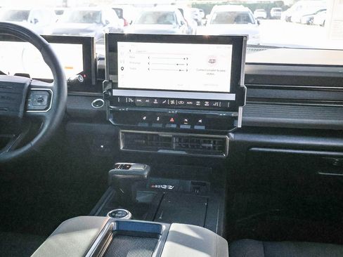 Used 2024 GMC Hummer EV 3X AWD/4WD image 24
