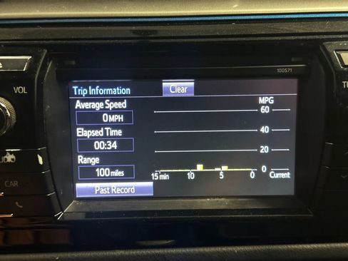 Used 2016 Toyota Corolla S image 36