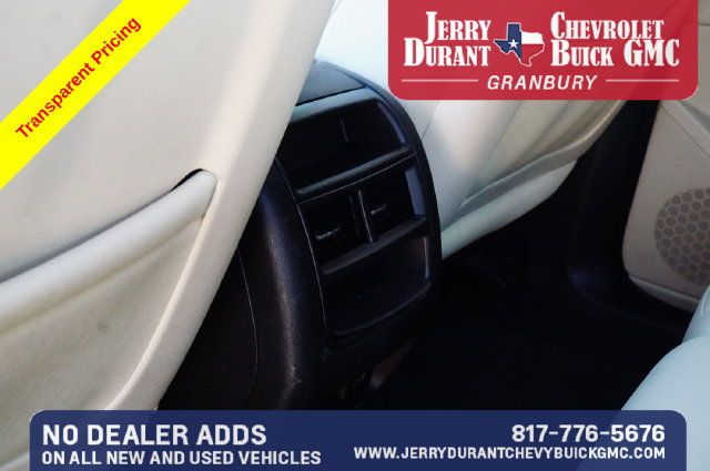 Used 2019 Cadillac XT5 FWD image 22