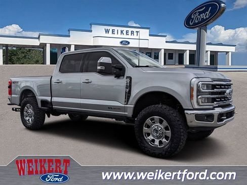 Used 2023 Ford F250 Lariat w/ Chrome Package image 1