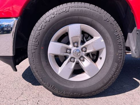 Used 2024 RAM 1500 Classic SLT AWD/4WD image 10