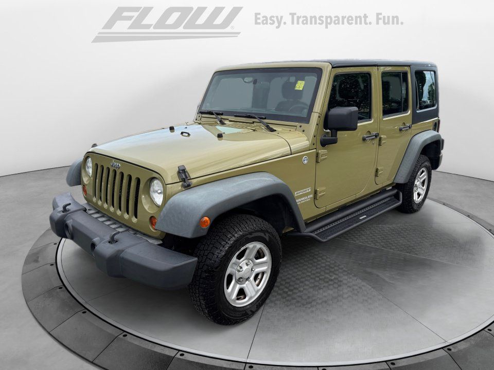 Used 2013 Jeep Wrangler Unlimited Sport w/ Connectivity Group AWD/4WD image 4
