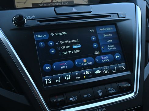 Used 2020 Acura MDX w/Technology Pkg image 8