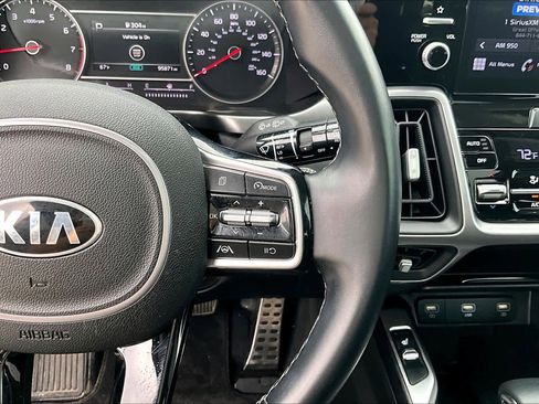 Used 2021 Kia Sorento S w/ Panoramic Sunroof Package image 24
