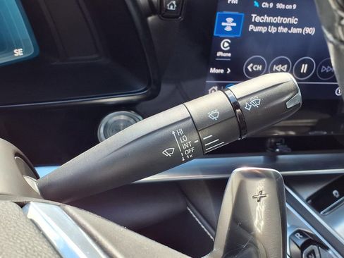 Used 2023 Chevrolet Corvette Stingray Coupe w/ 1LT image 21