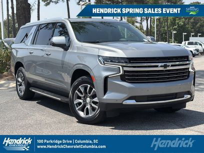 Used 2023 Chevrolet Suburban LT w/ LT Signature Plus Package