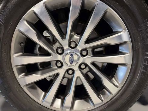 Used 2018 Ford Expedition Max Limited w/ Equipment Group 301A AWD/4WD image 10
