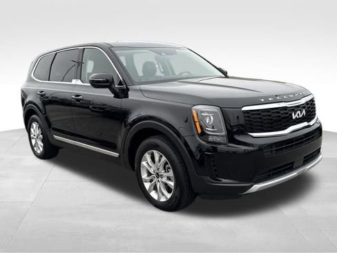 Used 2022 Kia Telluride LX image 7