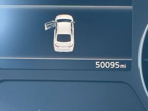 Certified 2024 Kia Forte GT-Line image 7