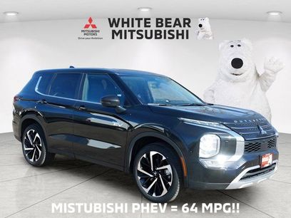 Used 2025 Mitsubishi Outlander SE