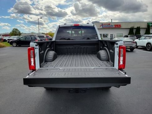 New 2026 Ford F250 XL w/ FX4 Off-Road Package image 16
