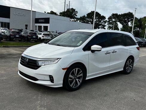 Used 2022 Honda Odyssey Touring image 2