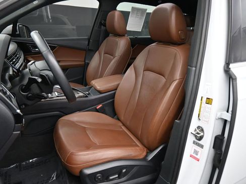 Used 2019 Audi Q7 3.0T Premium Plus w/ Premium Plus Package image 16