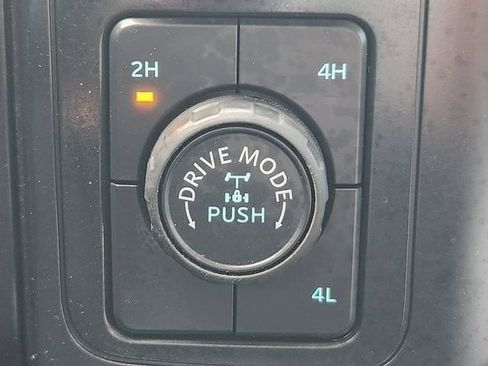 Used 2025 Ford F150 XL AWD/4WD image 18