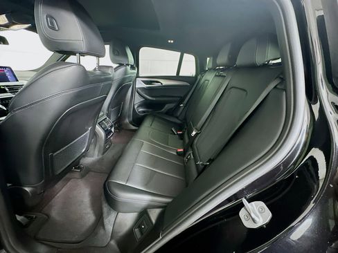 Used 2025 BMW X4 xDrive30i w/ Premium Package image 29