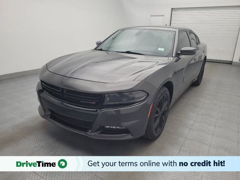 Used 2022 Dodge Charger SXT image 1