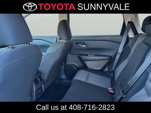 Used 2025 Nissan Rogue SV FWD image 5