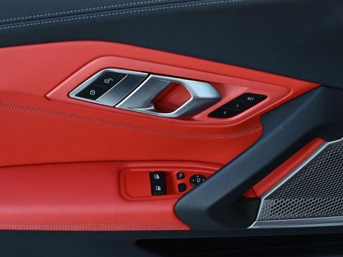 Certified 2025 BMW Z4 M40i w/ Premium Package image 28