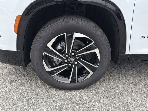 New 2026 Buick Enclave Sport Touring w/ Power Package FWD image 25