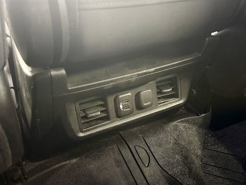 Used 2020 Chevrolet Silverado 2500 LT w/ All Star Edition image 24