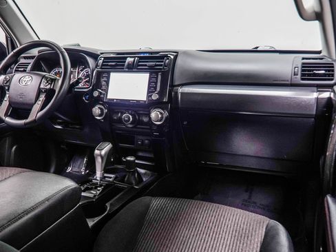 Used 2024 Toyota 4Runner TRD Off-Road AWD/4WD image 19
