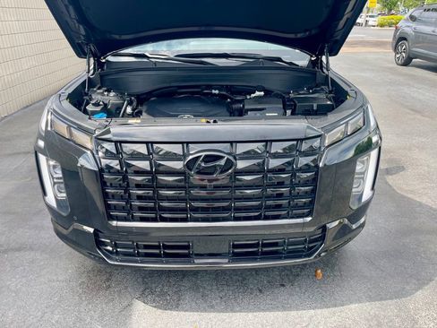 Used 2025 Hyundai Palisade Calligraphy AWD/4WD image 17
