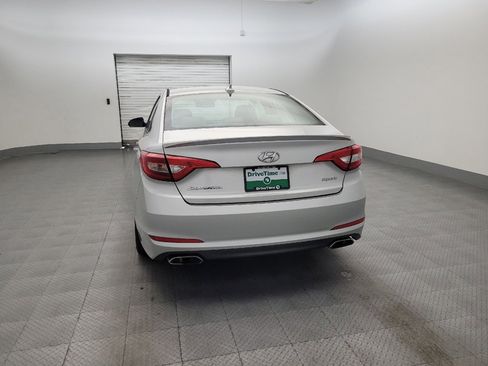 Used 2015 Hyundai Sonata Sport w/ Option Group 03 FWD image 6