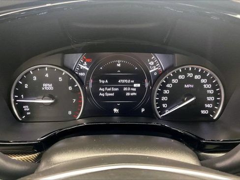 Used 2019 Cadillac XT5 Platinum AWD/4WD image 22