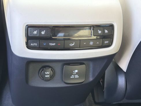 Used 2025 Hyundai Palisade Calligraphy FWD image 16