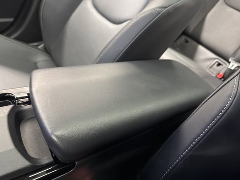 Certified 2024 Toyota Prius XLE image 29