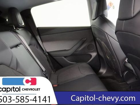 Used 2026 Tesla Model Y AWD image 21