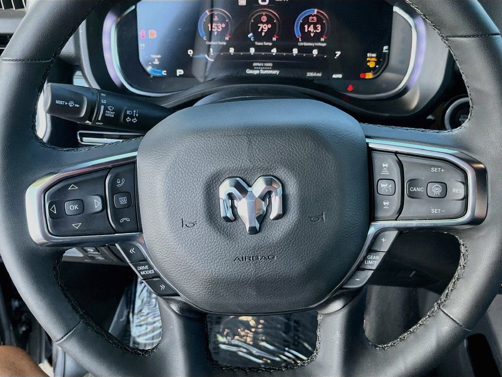 Used 2026 RAM 1500 Laramie w/ Advanced Safety Group II AWD/4WD image 11